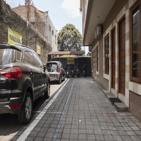 Reddoorz @ Gunung Sanghyang Kerobokan Denpasar Dış mekan fotoğraf